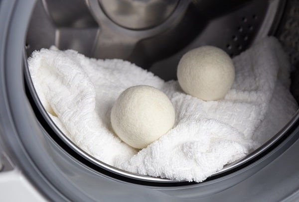 HOW TO ELIMINATE STATIC FROM CLOTHES: SAY GOODBYE TO DRYER STATIC