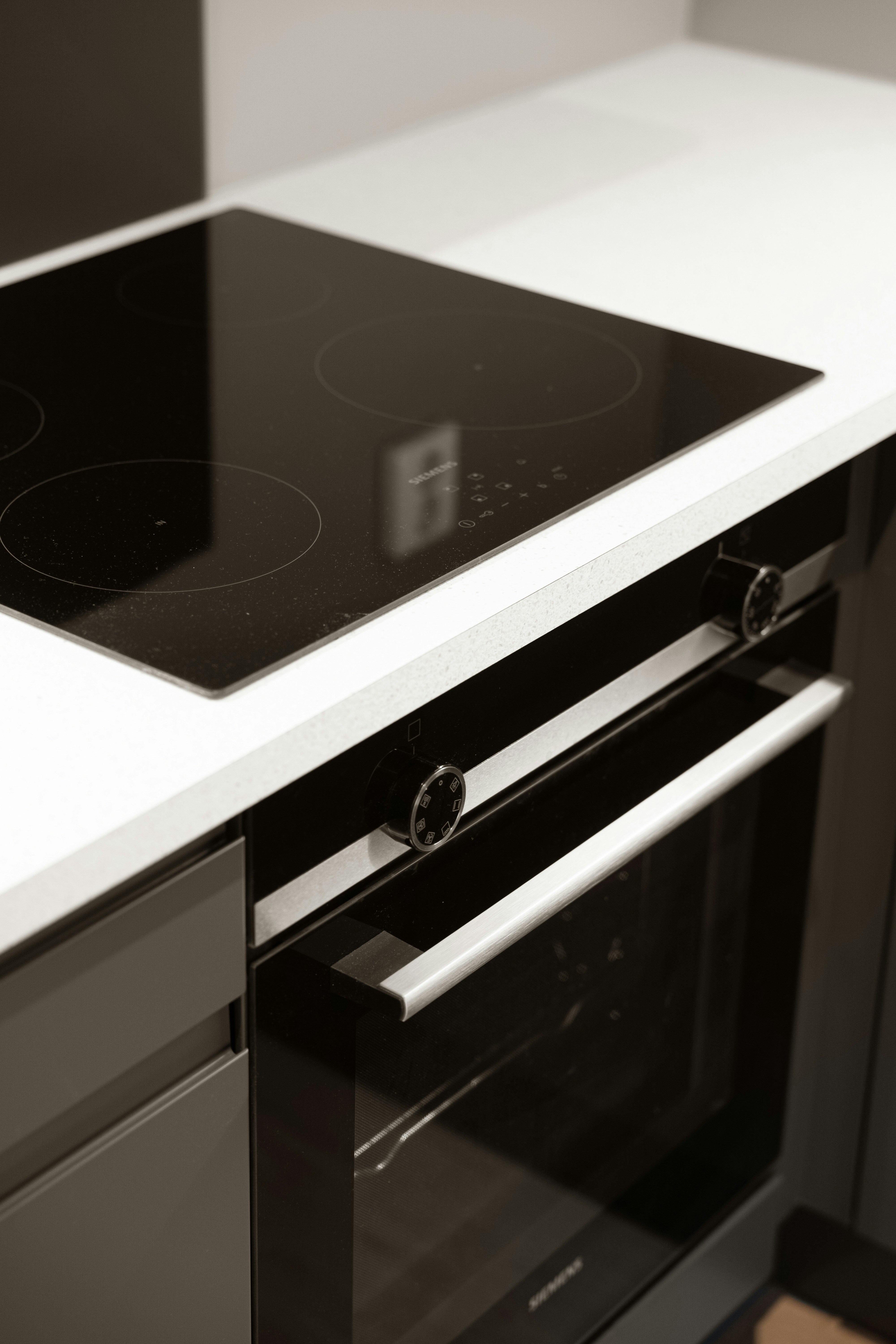 An electric stovetop in Phoenix