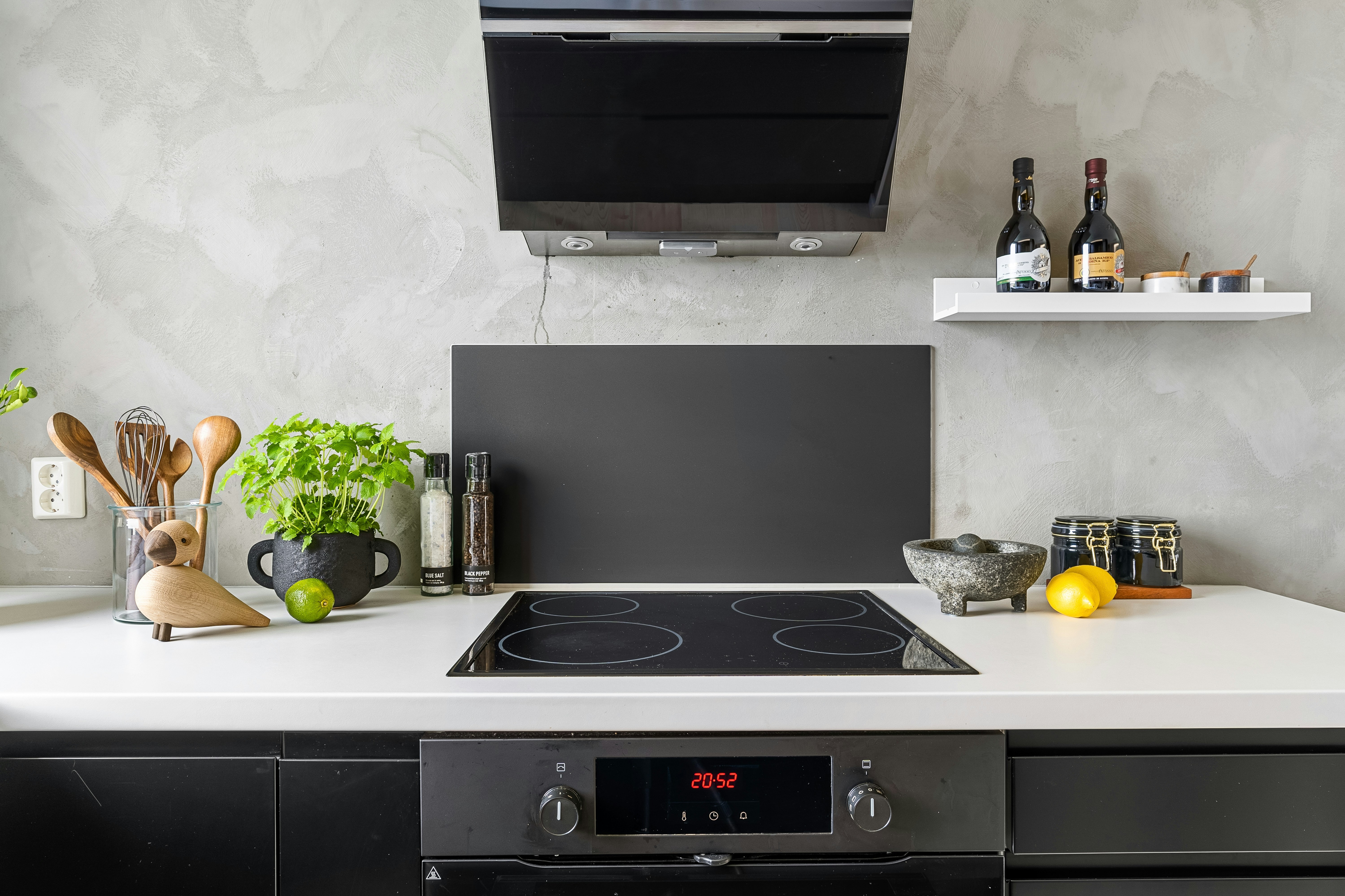 A cooktop in Phoenix that can be repaired by the experts at ACR
